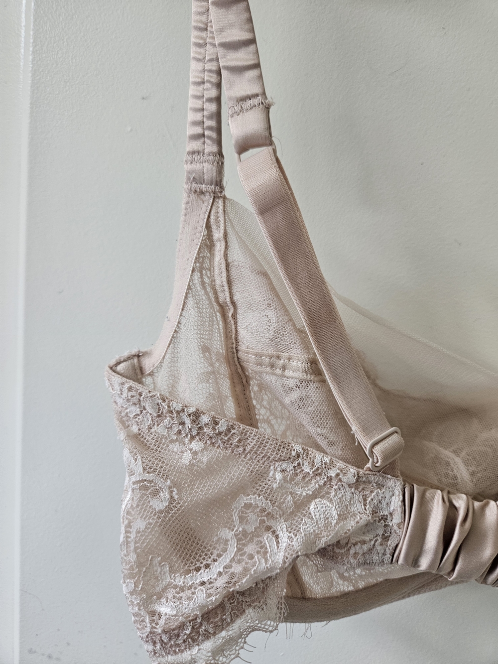 Wacoal Dusty Blush Lace Underwire Bra - Picture 12 of 13